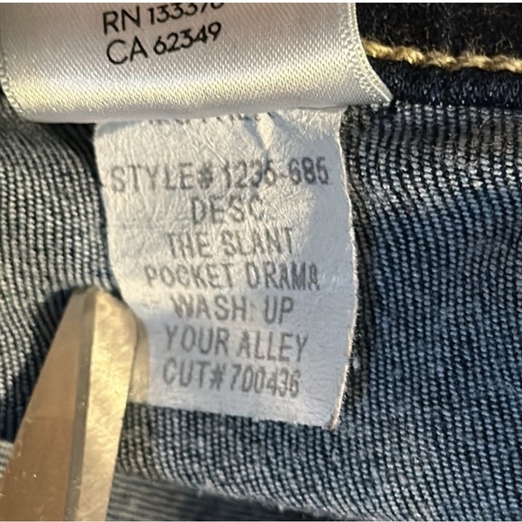 MOTHER The Slant Pocket Drama in Up Your Alley jeans 28 - Picture 3 of 10